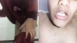 سودانية تستعرض مفاتن جسمها علي النت