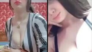 تجميعة لموزايه كيرفى جسم كورباج رايق نيك وهيا بتتعرى وتفرجه جسمها وتلعب فى نفسها خبره اوى فى اللبونه والشرموطه بنت الهايجه