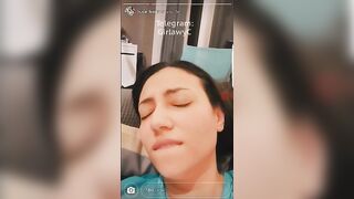 فديوهات لبوه ميلف هاي كلاس هايجه تقول كلام فاجر لعشيقها و يصورها و هو بيجبهم عليها