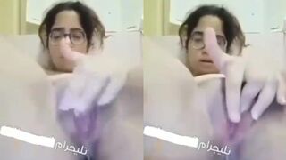 لازم تشوف كيف تجيب الانثى عسل كسها